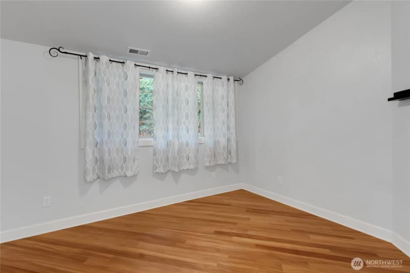 Property photo for 1302 N Cheyenne Street, Tacoma photo 14