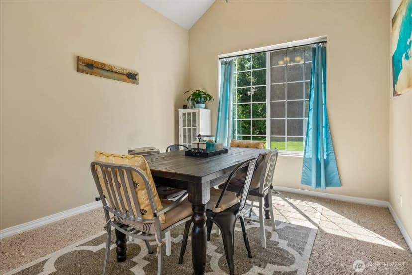 Property photo for 27661 Mcintosh Loop Ne, Kingston photo 5