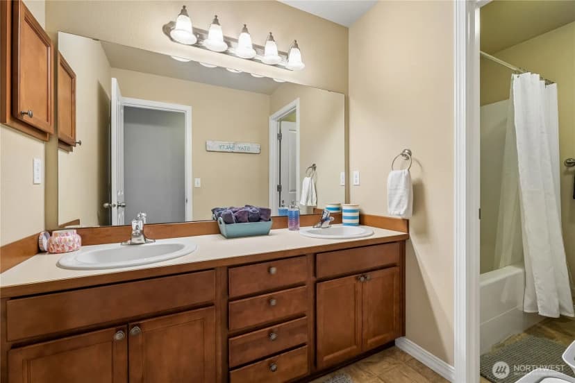 Property photo for 27661 Mcintosh Loop Ne, Kingston photo 20
