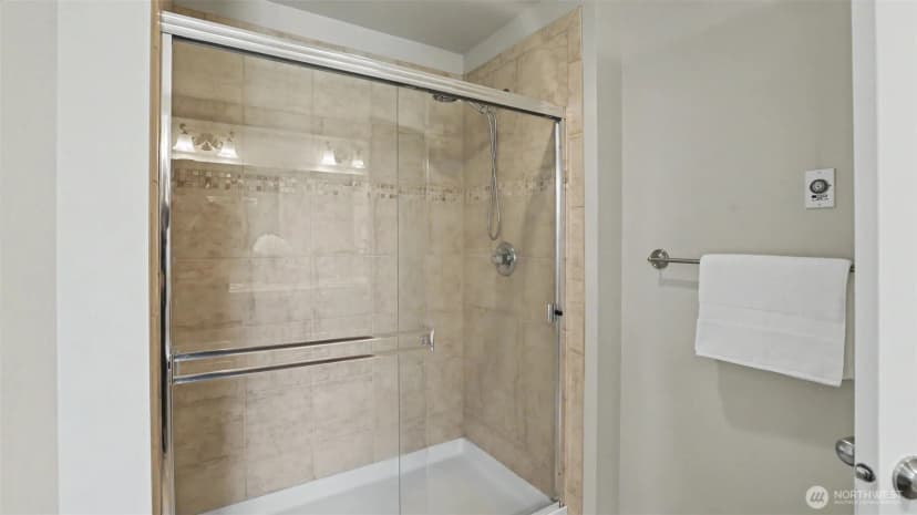 Property photo for 4029 166th Street Se, Bothell photo 15