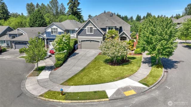 Property photo for 4029 166th Street Se, Bothell photo 2
