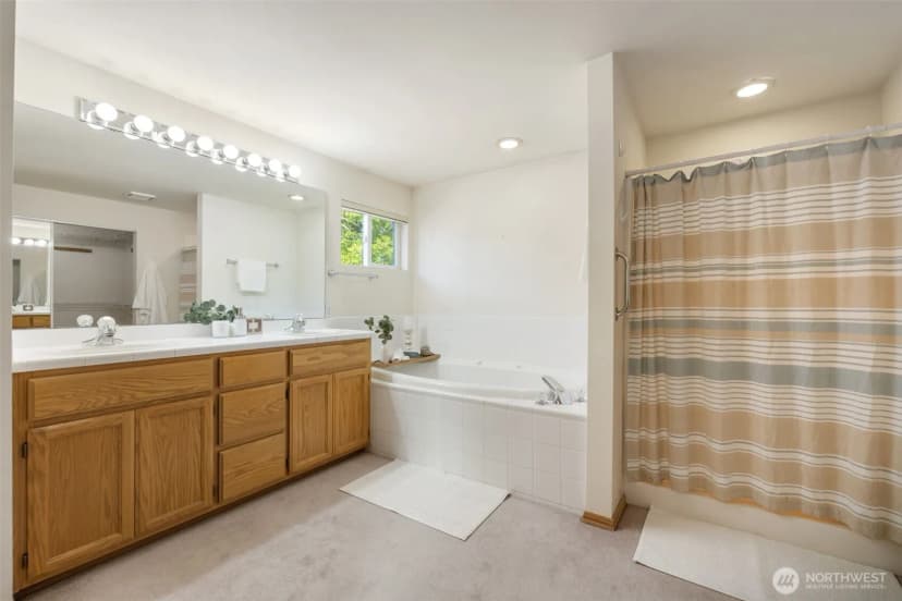 Property photo for 6206 58th Street Ct, University Place photo 21