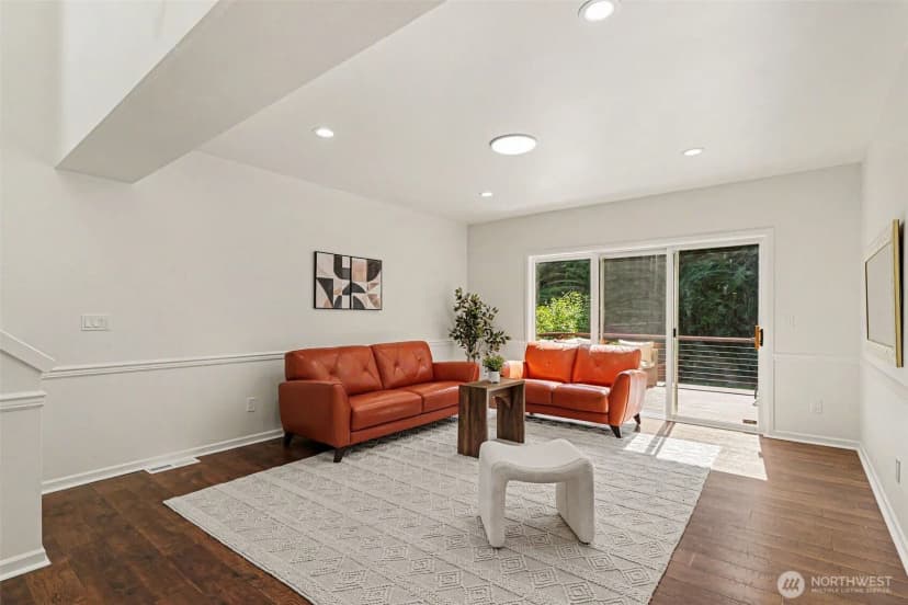 Property photo for 23405 Se 27th Court, Sammamish photo 9