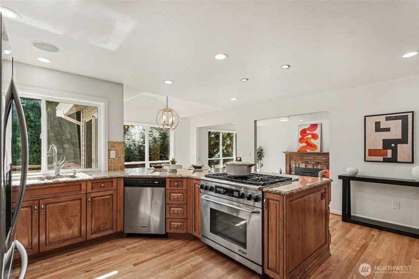 Property photo for 23405 Se 27th Court, Sammamish photo 11
