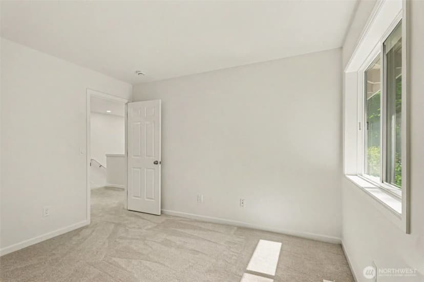 Property photo for 23405 Se 27th Court, Sammamish photo 22