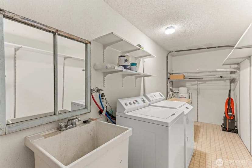 Property photo for 909 30th Street Nw #2c, Gig Harbor photo 29