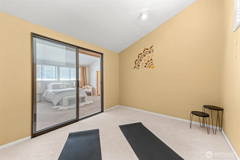 Property photo for 909 30th Street Nw #2c, Gig Harbor photo 25