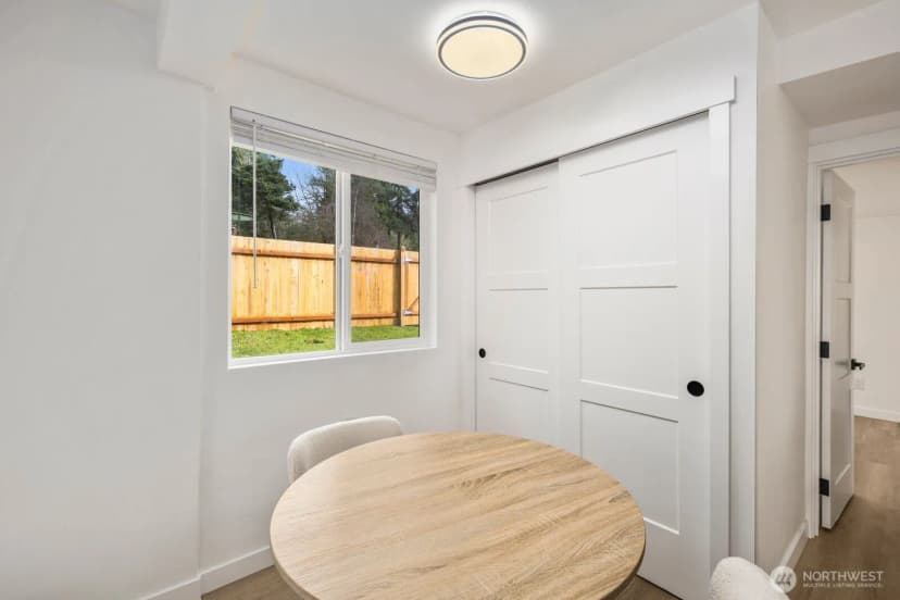 Property photo for 1747 Ne 147th St #1, Shoreline photo 15