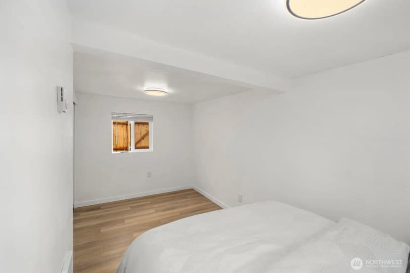 Property photo for 1747 Ne 147th St #1, Shoreline photo 19