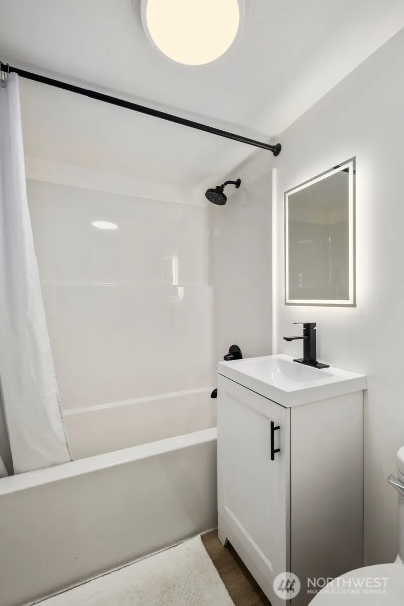 Property photo for 1747 Ne 147th St #1, Shoreline photo 20