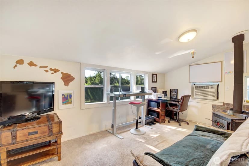 Property photo for 15901 108th Street E, Puyallup photo 13