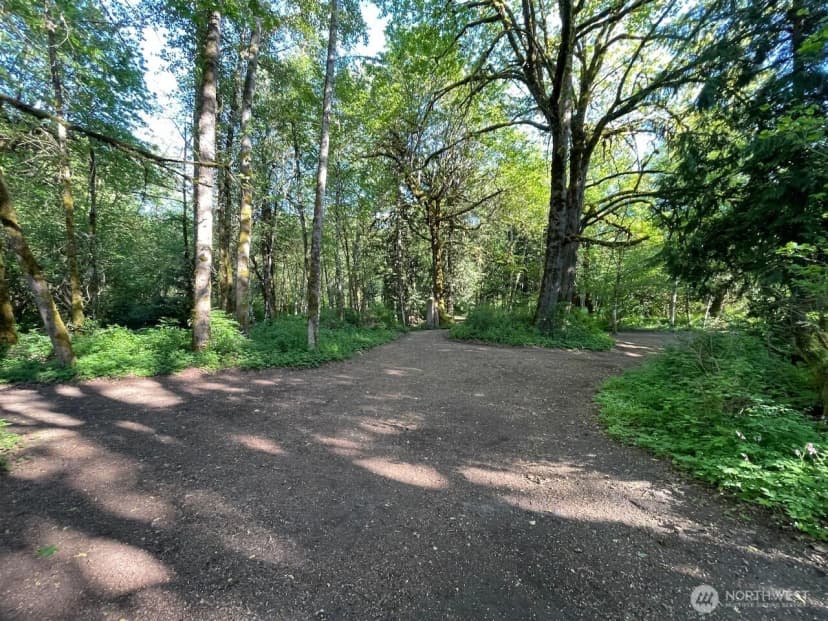 Property photo for 15901 108th Street E, Puyallup photo 24
