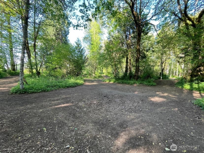 Property photo for 15901 108th Street E, Puyallup photo 31