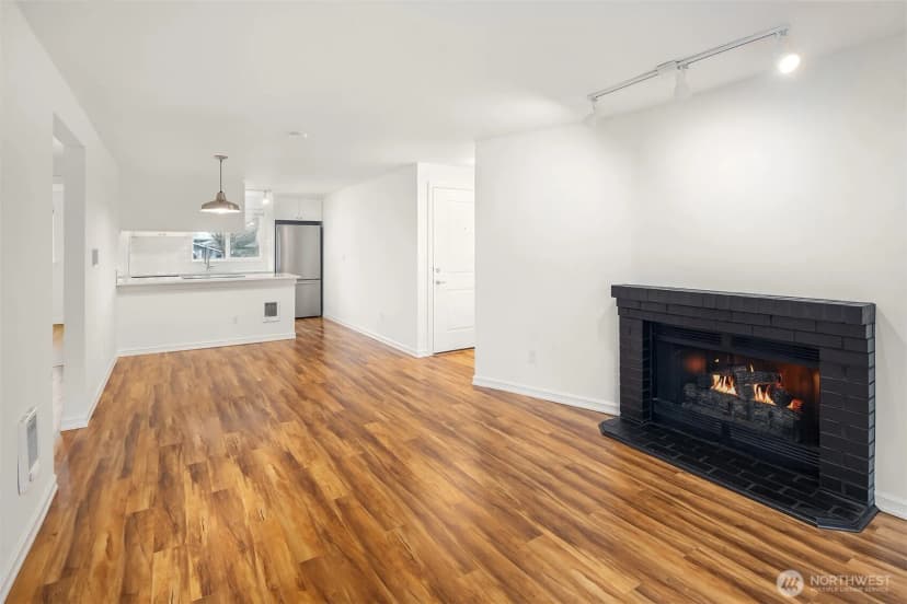 Property photo for 14006 Ne 181 Place #b206, Woodinville photo 4