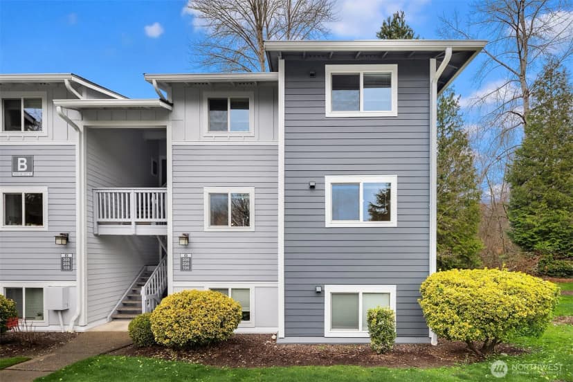 Property photo for 14006 Ne 181 Place #b206, Woodinville photo 32