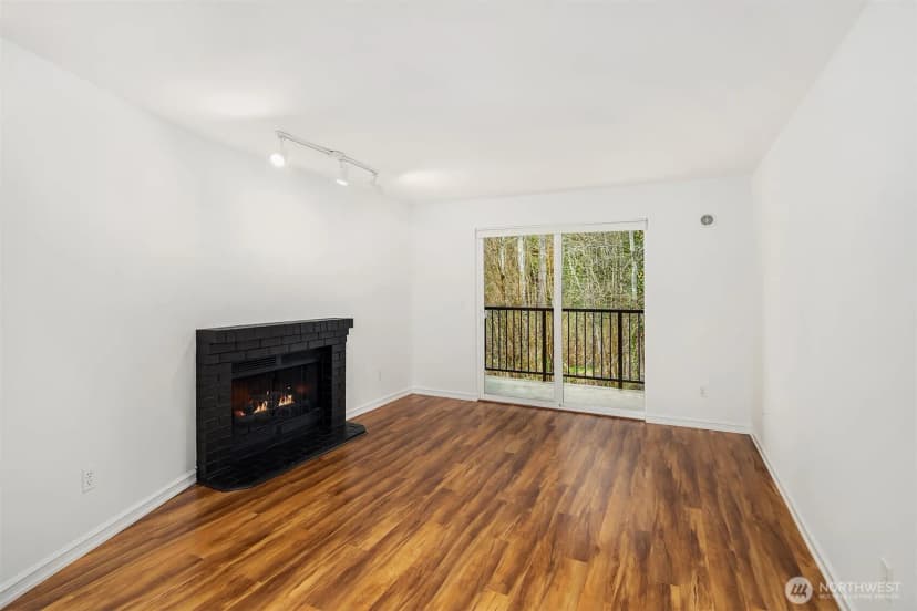Property photo for 14006 Ne 181 Place #b206, Woodinville photo 2