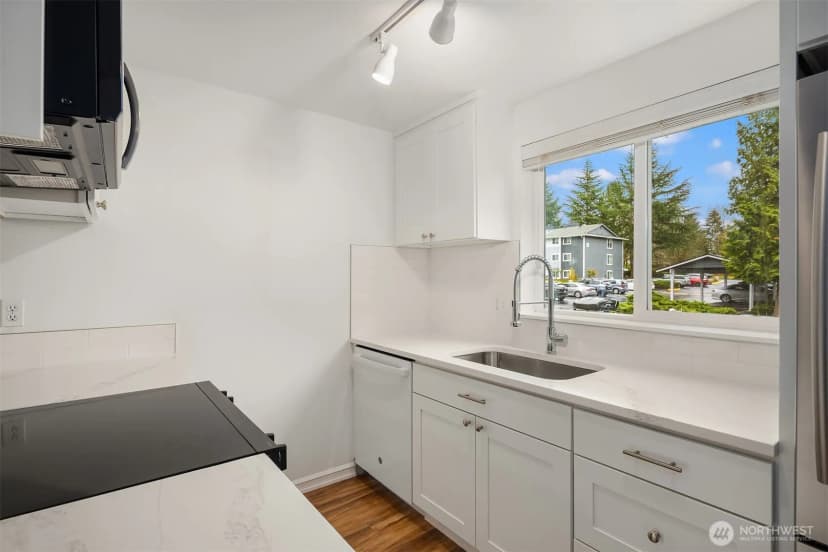 Property photo for 14006 Ne 181 Place #b206, Woodinville photo 11