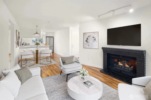 Property photo for 14006 Ne 181 Place #b206, Woodinville photo 3