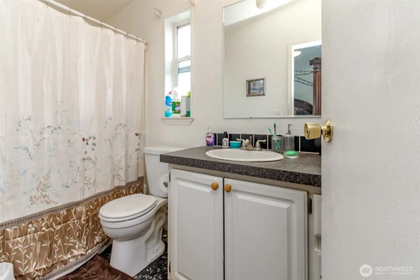 Property photo for 8216 19th Avenue E #10, Tacoma photo 26