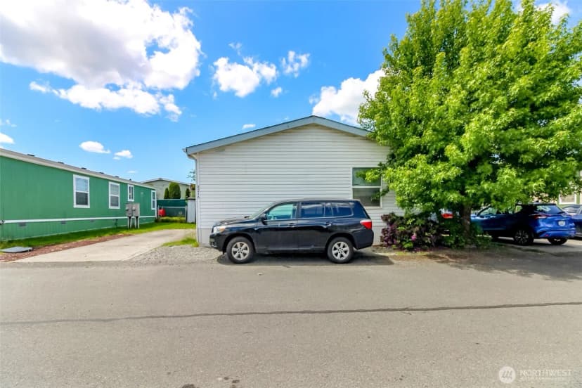 Property photo for 8216 19th Avenue E #10, Tacoma photo 31