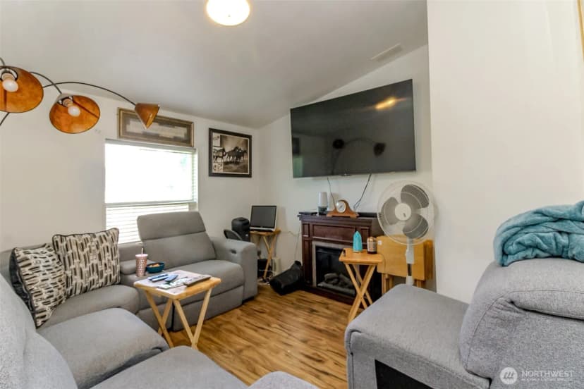 Property photo for 8216 19th Avenue E #10, Tacoma photo 7