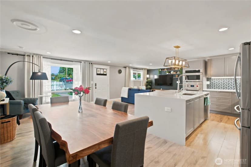 Property photo for 3519 Ne 8th Street, Renton photo 16