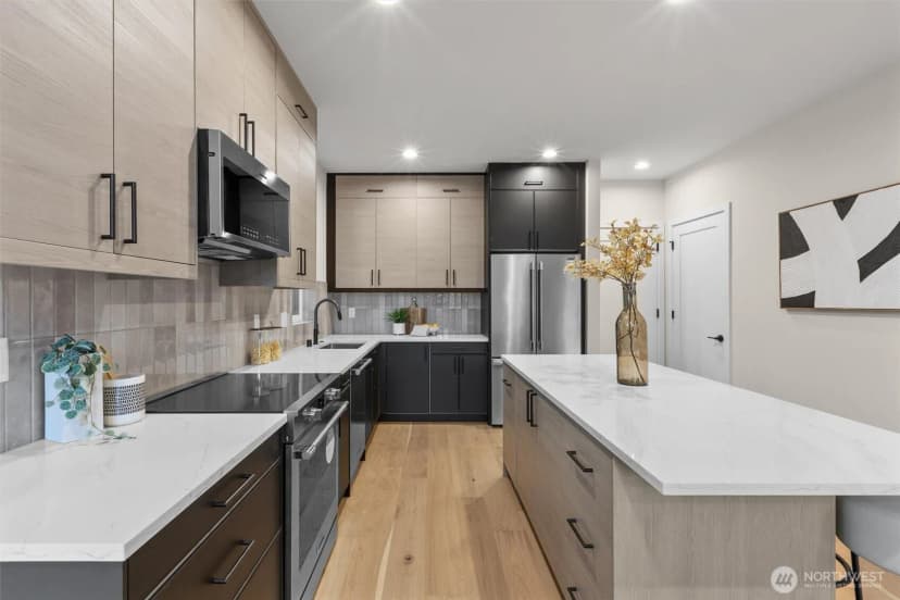 Property photo for 4235 S Bradford Street, Seattle photo 12