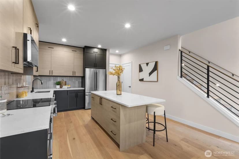 Property photo for 4235 S Bradford Street, Seattle photo 11