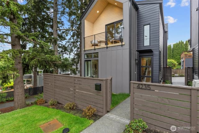 Property photo for 4235 S Bradford Street, Seattle photo 4