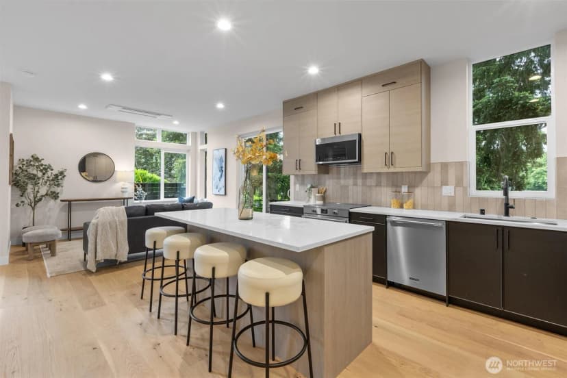 Property photo for 4235 S Bradford Street, Seattle photo 14