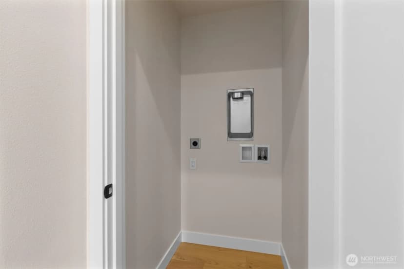 Property photo for 4235 S Bradford Street, Seattle photo 24