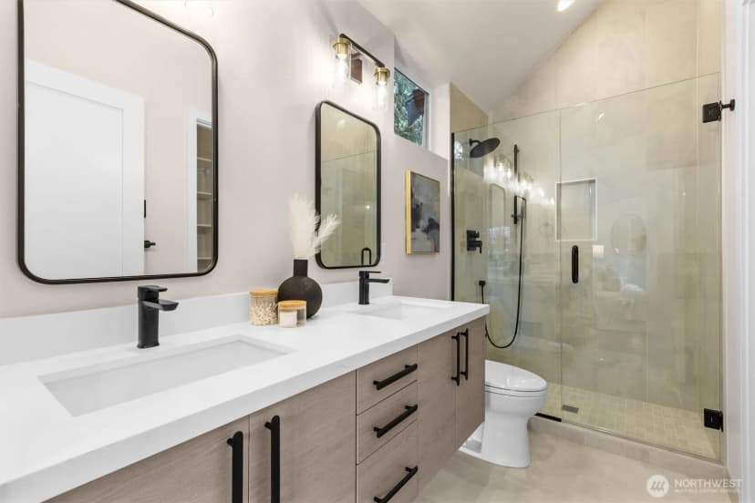 Property photo for 4235 S Bradford Street, Seattle photo 20