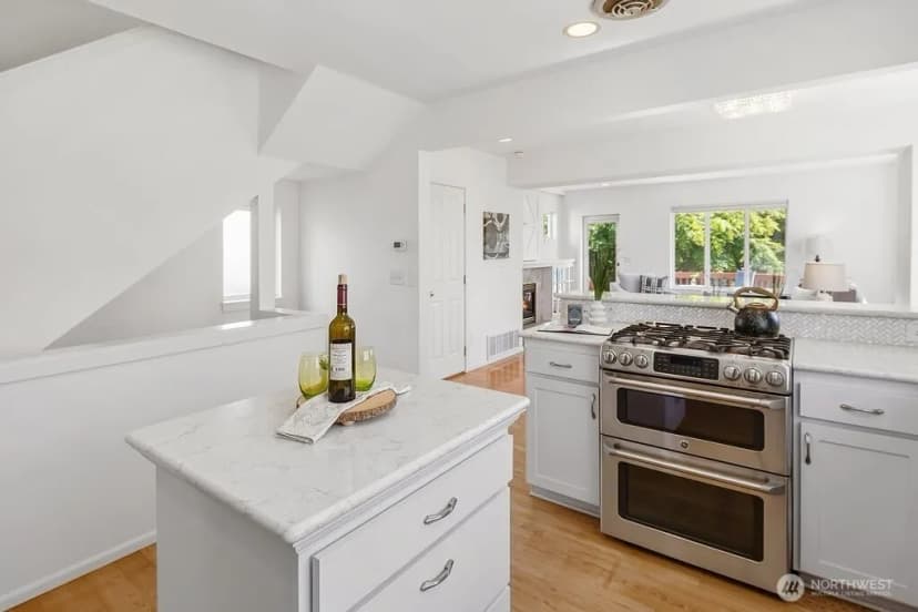 Property photo for 1731 Nw 97th Street, Seattle photo 17