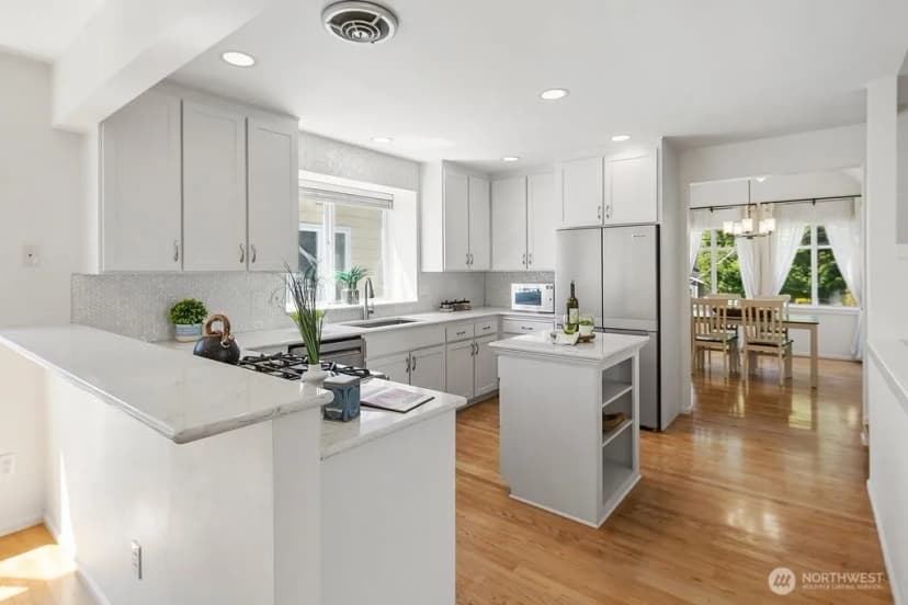 Property photo for 1731 Nw 97th Street, Seattle photo 16