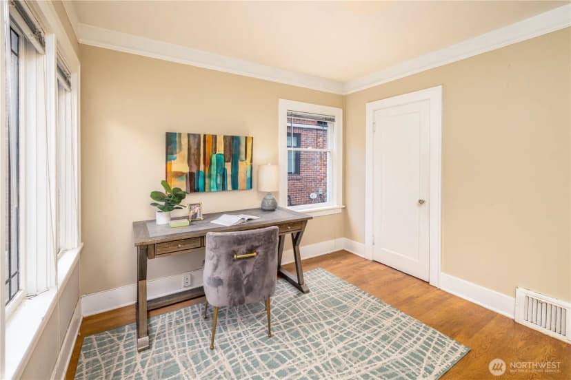 Property photo for 6848 31st Avenue Ne, Seattle photo 11