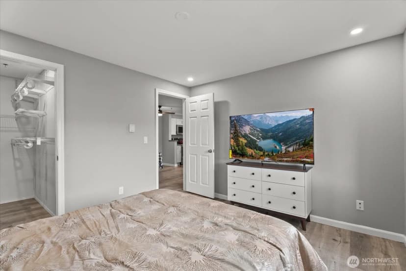Property photo for 215 100th Street Sw #a106, Everett photo 14