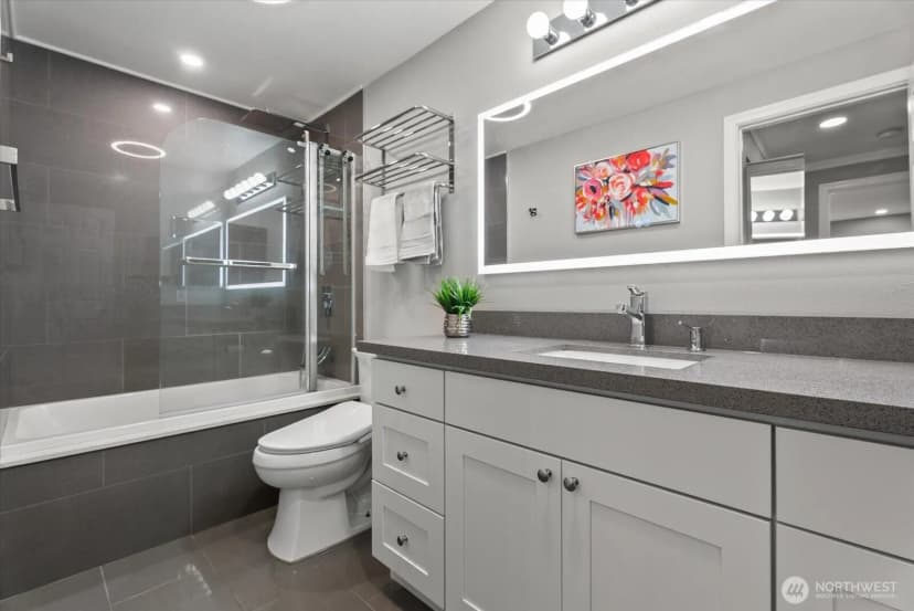 Property photo for 215 100th Street Sw #a106, Everett photo 18