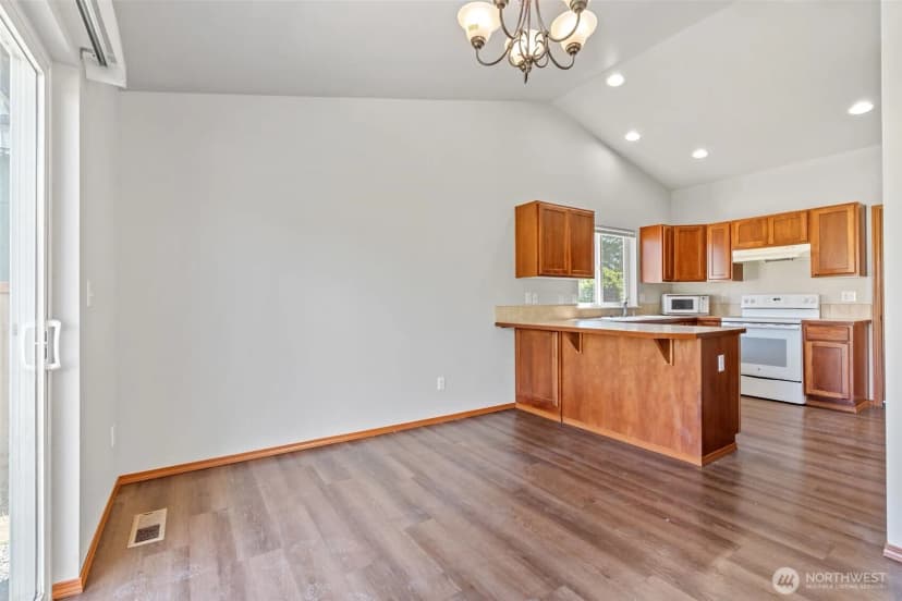 Property photo for 451 Stadium Loop, Napavine photo 12