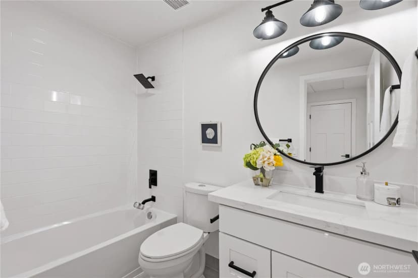 Property photo for 18009 Ne 103rd Ct, Redmond photo 21