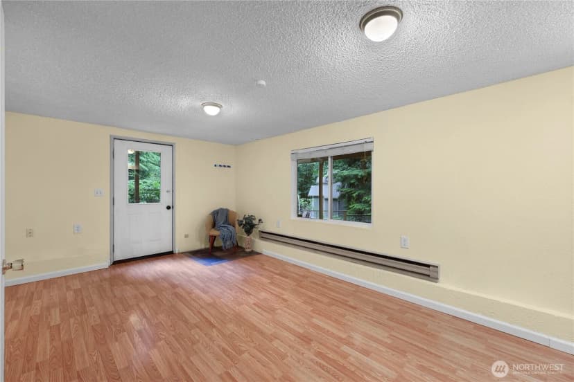 Property photo for 140 Windward Dr, Bellingham photo 22