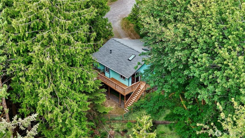 Property photo for 140 Windward Dr, Bellingham photo 7