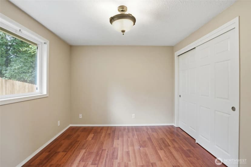 Property photo for 511 W 3rd Street, La Center photo 28