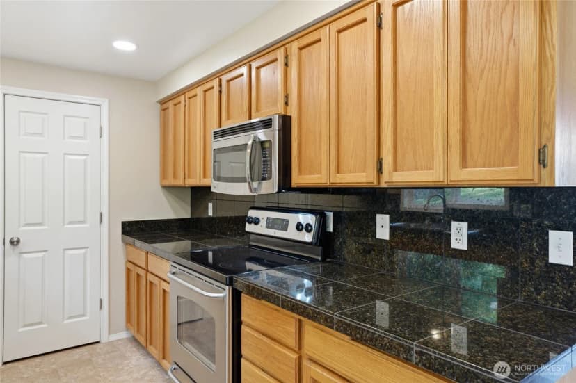 Property photo for 511 W 3rd Street, La Center photo 14