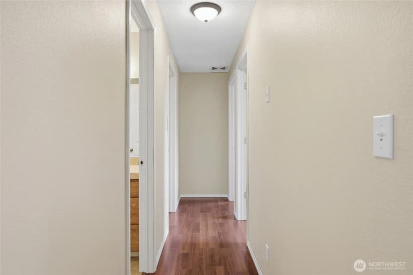 Property photo for 511 W 3rd Street, La Center photo 20