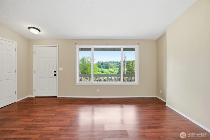 Property photo for 511 W 3rd Street, La Center photo 9