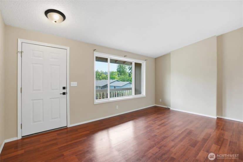 Property photo for 511 W 3rd Street, La Center photo 8