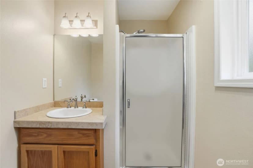 Property photo for 511 W 3rd Street, La Center photo 30