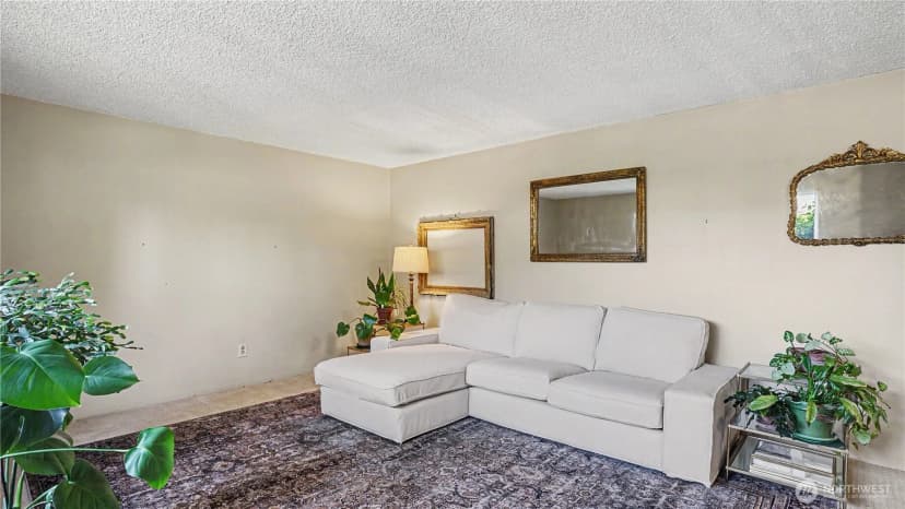 Property photo for 23719 99th Avenue S, Kent photo 6