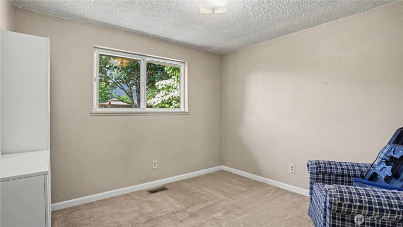 Property photo for 23719 99th Avenue S, Kent photo 20