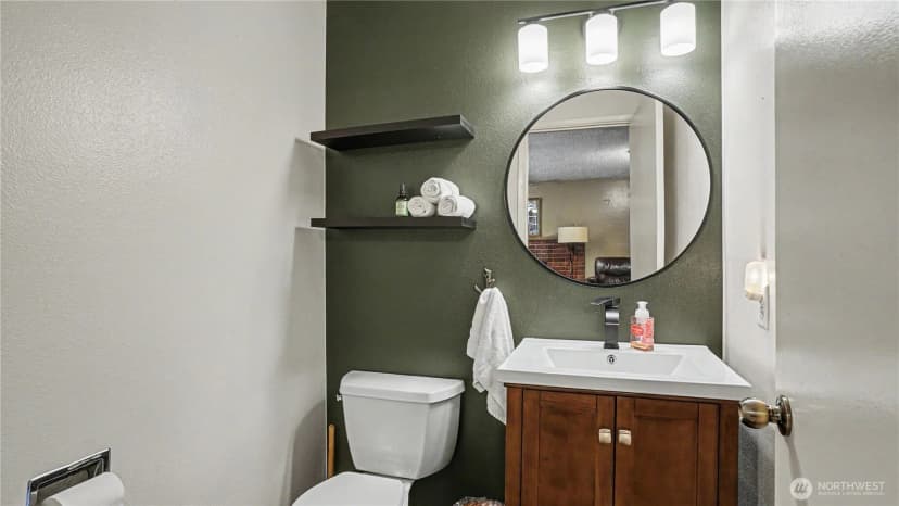 Property photo for 23719 99th Avenue S, Kent photo 15